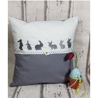 Handgefertigtes Kissen Mit Hasen-stickerei von DerXteStich