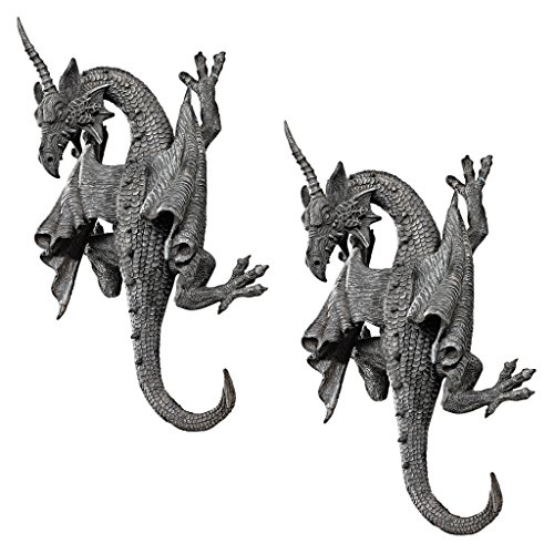 Design Toscano Gehörnter Drache von Devonshire, Wandfigur: 2er-Set Design Toscano Gehörnter Drache von Devonshire, Wandfigur: 2er-Set von Design Toscano