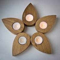 Kerzenhalter - Tröpfchen Einer Blume Für Sie Um Verschiedene Formen Zu Bilden Kerzenhalter - Tröpfchen Einer Blume Für Sie Um Verschiedene Formen Zu Bilden von DesignAtelierArticle