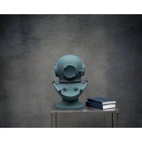 Taucherhelm Büste Steampunk Loft Dekor, Resin Skulptur von DesignAtelierArticle