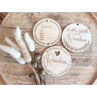 Geburtsschild Aus Holz - Personalisiert/Holzschild Geburtsanzeiger Meilensteinkarte Namensschild Geburtsdaten Geschenk Zur Geburt von DesignForMemories