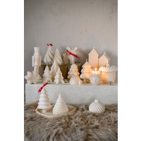 Kerzen Für Weihnachten Und Eine Wunderschöne Adventszeit | Nussknacker Tannenbaum Schneeflocke Weichnachtsgeschenk Weihnachtsdeko Iglu Kugel von DesignKerzenMelanie