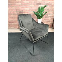 Valentine Stoff Sessel Stuhl Hocker Metallrahmen Stahl Industrie Loft Möbel Minimalismus Leder Valentine Stoff Sessel Stuhl Hocker Metallrahmen Stahl Industrie Loft Möbel Minimalismus Leder von DesignLabLT