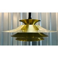 Vitrika Dänemark 1970Er Jahre Pendelleuchte Messing Modell 134806 Vitrika Dänemark 1970Er Jahre Pendelleuchte Messing Modell 134806 von DesignLightsDenmark