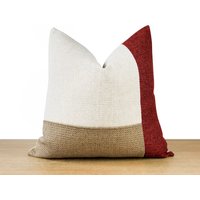 Roter Colorblock Kissenbezug | Weißes & Beige Strukturiertes Dekokissen Rotes Dekor Weinrot Modern Minimalist || Kisseneinsätze Verfügbar von DesignOutings