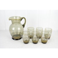 Krug + 6 Gläser Mid Century Glaskrug Wasserkrug Handgeformt Saftkrug Rauchglas Vintage Design 50Er 60Er Rockabilly Emaille Punkte Henkelkrug von DesignVintageShopDE