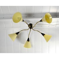 Tütenlampe Mid Century Spider Lamp Design Leuchte 50Er 60Er Lampe Deckenlampe German Vintage Brocante Rockabilly Bakelit von DesignVintageShopDE
