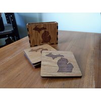"Michigan Massivholz Untersetzer Set Und "Halter"." von DesignerWorksLLC