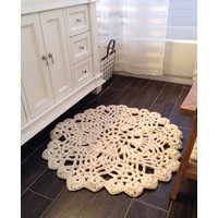 Runder Bereich Teppich Hand Gehäkelt Chunky Strick Deckchen von DesignsByDoodles