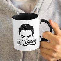 Ew, David - Alexis Moira Rose, Lustige Kaffeetasse | 11 Oder 15 Unzen Schöne Premium-Qualitäts-Geschenkidee | Erhältlich Mit Farbiger Innenseite von DesignsByPascal