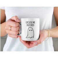 Excuse Me But Boo, Süßer Baby Geist, Halloween Kaffeebecher | 11 Oder 15Oz - Schöne Premium Qualität Geschenkidee | Weiß Farbige Innenseite/ Henkel Excuse Me But Boo, Süßer Baby Geist, Halloween Kaffeebecher | 11 Oder 15Oz - Schöne Premium Qualität Geschenkidee | Weiß Farbige Innenseite/ Henkel von DesignsByPascal
