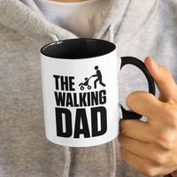 The Walking Dad, Father Lustige/Süße Kaffeetasse | 11 Oder 15 Unzen - Schöne Premium-Qualitäts-Geschenkidee | Erhältlich Mit Farbiger von DesignsByPascal