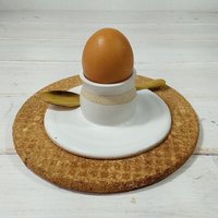 Eierbecher Aus Keramik, Keramik-Eierbecher, Moderner Eierbecher, Weich Gekochter Weiß/Türkisfarbener 3-Minuten-Eierbecher von DesignsByViviH