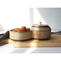 Verbundene Keramikschalen Mit Deckel, Beiges Und Schwarzes Keramikschalenset, Chip - Dipschalen, Doppeltes Gewürzset von DesignsByViviH