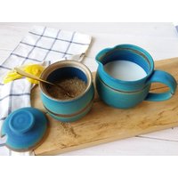 Türkises Keramik-Milchkännchen-Set, Set Aus Milchkännchen Und Zuckerdose von DesignsByViviH
