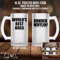 Das Büro Tv Show Bierbecher, Welt Besten Boss Craft Bier-Liebhaber-Geschenk, Mann Höhle, Bier-Liebhaber, Haus Brauen, Bier Geschenke, Handwerk Mph410 Das Büro Tv Show Bierbecher, Welt Besten Boss Craft Bier-Liebhaber-Geschenk, Mann Höhle, Bier-Liebhaber, Haus Brauen, Bier Geschenke, Handwerk Mph410 von DesignsbyLindaNeeToo