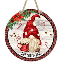 Heiße Kakao Bar Gnom Weihnachtsschild, Keramik Küchen Wandschild, Schokolade Zeichen, Veranda Dekor, Winter Akzent 7-xms003 von DesignsbyLindaNeeToo