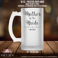 Mutter Der Braut Geschenk Bier Becher Geschenkbox Aus Personalisierte Hochzeit Glas Für Mama Mph044 von DesignsbyLindaNeeToo