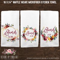 Personalisierte Küche Handtuch Custom Hochzeit Geschenk Housewarming Gericht Brautdusche Jahrestagsgeschenk Monogrammiert Handtücher Ktp11 von DesignsbyLindaNeeToo