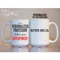 Personalisierte Tasse, Geschenk Für Arzt Apotheker Polizei Offizier Anwalt Lehrer Ingenieur Cpa Pa Krankenschwester Tierarzt Tech Augenarzt Tasse Personalisierte Tasse, Geschenk Für Arzt Apotheker Polizei Offizier Anwalt Lehrer Ingenieur Cpa Pa Krankenschwester Tierarzt Tech Augenarzt Tasse von DesignsbyLindaNeeToo