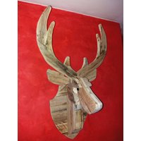Trophäe Tier Hirsch Kopf Dekorative Rustikale Vintage Industriellen Recycling Holzpalette, Hängen An Der Wand Von Hand Gefertigt von Deskartes