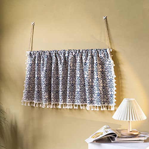 Devola Boho Style vorhänge mit quaste scheibengardine Vintage Landhaus gardinen mit Bedruckt halbtransparente kurzgardinen Leinenoptik bistrogardine kurzstore HxB 60x140cm Blau 1er Pack Devola Boho Style vorhänge mit quaste scheibengardine Vintage Landhaus gardinen mit Bedruckt halbtransparente kurzgardinen Leinenoptik bistrogardine kurzstore HxB 60x140cm Blau 1er Pack von Devola