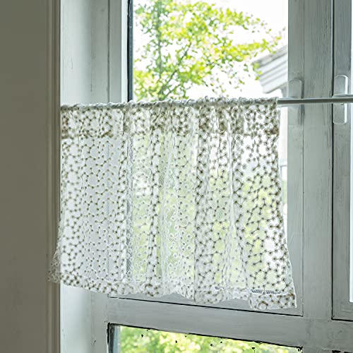 Devola Scheibengardine Spitze Landhaus Bistrogardine Transparent kurzgardine mit Gänseblümchen Stickerei Fensterdekoration Küchengardine kurzstore mit stangendurchzug HxB 90x132cm Weiß 1er Pack Devola Scheibengardine Spitze Landhaus Bistrogardine Transparent kurzgardine mit Gänseblümchen Stickerei Fensterdekoration Küchengardine kurzstore mit stangendurchzug HxB 90x132cm Weiß 1er Pack von Devola