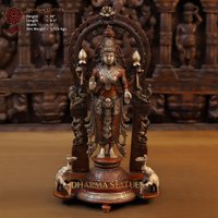 Brass Majestic Lakshmi | Göttin Des Reichtums Und Wohlstands - Stehende Segensposition, Die Eine Lotusblüte Hält- Dharma Exclusive von DharmaStatues