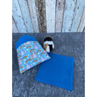 Kuschelsack Inkl. Pipipad Meerschweinchen Guinea Pig -Regenbogen/Blau von DiBisPipiPad