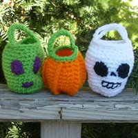 Häkeln, Halloween, Körbchen, 3Er Set, Kürbis Orange, Totenkopf Weiß, Alien Grün Häkeln, Halloween, Körbchen, 3Er Set, Kürbis Orange, Totenkopf Weiß, Alien Grün von DiVerseBlessings