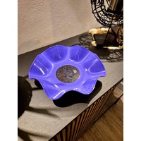 Bunte Schallplatten Schale Aus Einer Echten Vinyl Schallplatte Die Zu Einem Außergewöhnlichen Dekoration/Kunstobjekt Verarbeitet Wurde von DiWaUpcycling