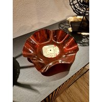 Bunte Schallplatten Schale Aus Einer Echten Vinyl Schallplatte Die Zu Einem Außergewöhnlichen Dekoration/Kunstobjekt Verarbeitet Wurde Bunte Schallplatten Schale Aus Einer Echten Vinyl Schallplatte Die Zu Einem Außergewöhnlichen Dekoration/Kunstobjekt Verarbeitet Wurde von DiWaUpcycling