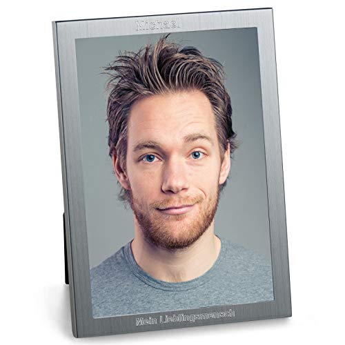 Bilderrahmen mit Gravur | Metall Silber matt | für 13 x 18 cm Foto | echte Diamantgravur | Querformat oder Hochformat Fotorahmen Bilderrahmen mit Gravur | Metall Silber matt | für 13 x 18 cm Foto | echte Diamantgravur | Querformat oder Hochformat Fotorahmen von Diamandi