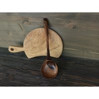 Handgeschnitzte Große Servierlöffel Schöpfkelle Aus Nussbaum Holz Kochlöffel Küchenlöffel von DiamondWoodMax