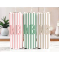 Urlaubsbecher, Personalisierte Strandmädchen Trip Cups, Strand Bachelorette, Familienurlaub Benutzerdefinierte Becher Mit Namen, Cabana Stripe Cup von DiceCubeCo
