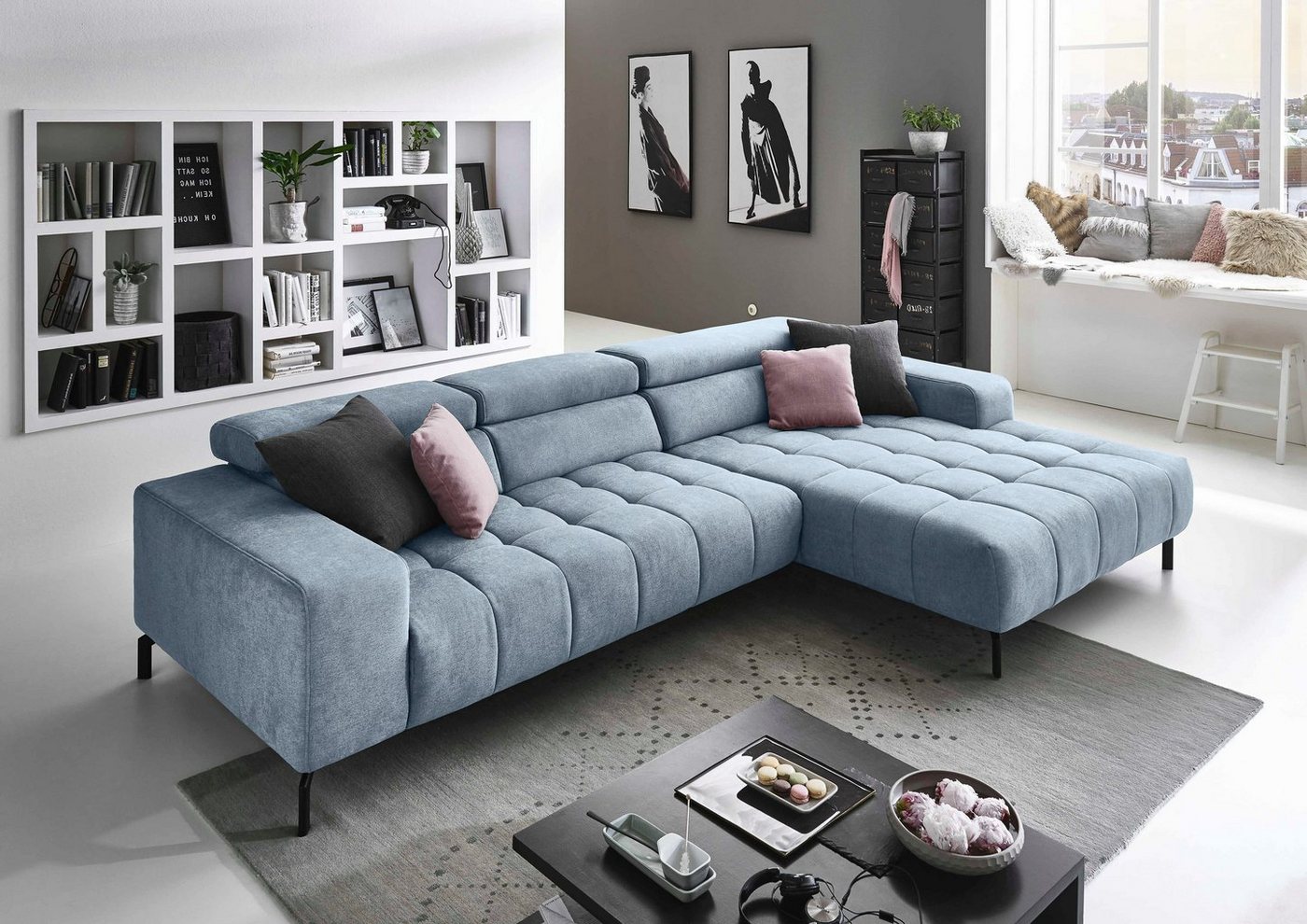 Die PlanBar Ecksofa MP-IN18022 L-Form, mit Kopfteilverstellung & Zierkissen, optional Sitztiefenverstellung Die PlanBar Ecksofa MP-IN18022 L-Form, mit Kopfteilverstellung & Zierkissen, optional Sitztiefenverstellung von Die PlanBar