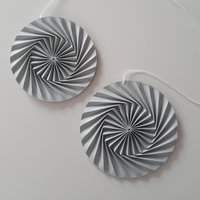 Blumenanhänger Abstrakt 2Er Set, Frühlingsdeko Aus Papier, Origami, Papierblüten Blumenanhänger Abstrakt 2Er Set, Frühlingsdeko Aus Papier, Origami, Papierblüten von DieFalterei