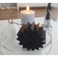 Deko Origami Papierdeko Ornament Schwarzer Stern Geschenk Dekoelement Fürs Ganze Jahr Deko Origami Papierdeko Ornament Schwarzer Stern Geschenk Dekoelement Fürs Ganze Jahr von DieFalterei