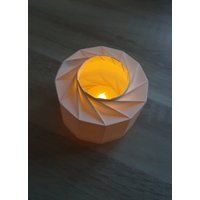 Windlicht Geschenk Origami Mitbringsel Papierlicht Wohndeko Laterne Kerzenhalter Für Led-Licht von DieFalterei