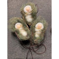 Christkind in Der Walnussschale Christkind in Der Walnussschale von DieFilzlaus