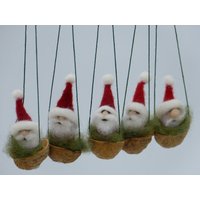 Deko in Der Walnussschale, Nikoläuse von DieFilzlaus