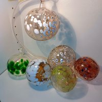 Glaskugel Mit Granulatauflage Glaskugel Mit Granulatauflage von DieGlasblaeserin