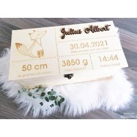 Erinnerungskiste/Geschenkbox Holzbox Geschenktruhe Jugendweihe Kommunion Und Konfirmation Taufgeschenk von DieGrueneGiraffe