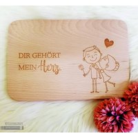 Frühstücksbrettchen Holzbrett Vesperbrettchen Paar/Valentinstag von DieGrueneGiraffe