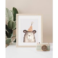 Kinderzimmerposter Geburtstagsbär A5, Geburtstagsgeschenk Kinder Kindergeburtstagsgeschenk Geschenkidee Kind Ostergeschenk Kinderposter Kinderzimmerposter Geburtstagsbär A5, Geburtstagsgeschenk Kinder Kindergeburtstagsgeschenk Geschenkidee Kind Ostergeschenk Kinderposter von DieKunstletterei