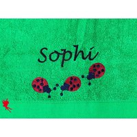 Marienkäfer Handtuch Bestickt Mit Motiv + Name Marienkäfer Handtuch Bestickt Mit Motiv + Name von DieNaehfee