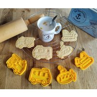 Einsatzfahrzeuge Cookie Cutter - Feuerwehr/Bagger U-Boot Krankenwagen Keksstempel Clay Keksausstecher Backzubehör von DieSaarfriesen