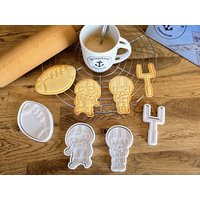 Football Cookie Cutter 4Er Set Nr.3 American Kekssausstecher Keksstempel Für Fimo Fondant Kaltkeramik Als Claycutter von DieSaarfriesen
