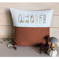 Kissenbezug in Kreuzstich "Oktoberkissen" Dahlbeckkissenhandgesticktherbstdekodekokissengeschenk Frauenherbstdeko von DieStickAG