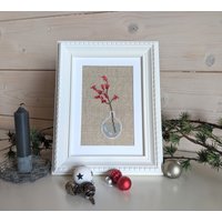 Kreuzstichbild Ilexzweigdahlbeckkreuzstichweihnachtenadventbildhandgesticktdeko Adventadventsdeko Kreuzstichbild Ilexzweigdahlbeckkreuzstichweihnachtenadventbildhandgesticktdeko Adventadventsdeko von DieStickAG